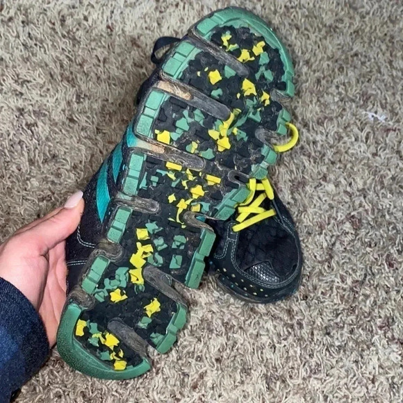 Adidas clima warm athletic shoes - Picture 3 of 3